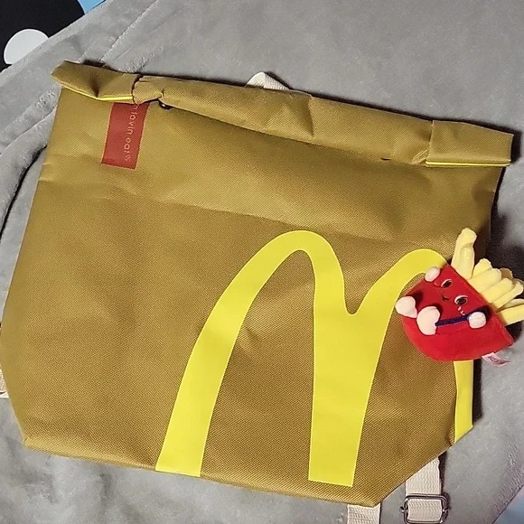 SEND ME AN OFFER MCDONALDS BAG - Picture 1 of 6
